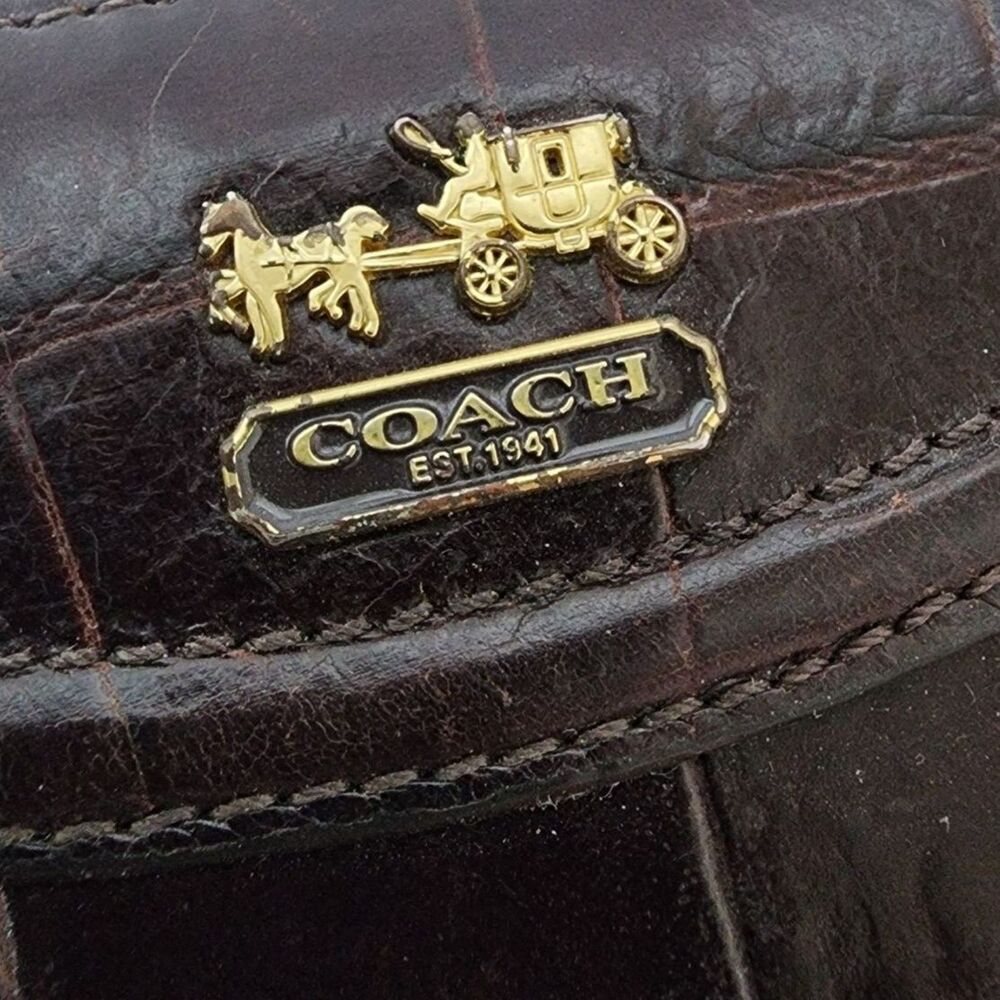 Coach Crocodile Embossed Leather Accordion Zip Wallet - Picture 4 of 10